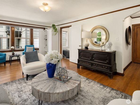 124 Warren Avenue N 302, Seattle WA 98109