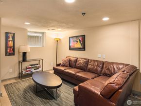 124 Warren Avenue N 302, Seattle WA 98109