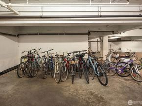 124 Warren Avenue N 302, Seattle WA 98109