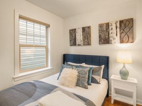 124 Warren Avenue N 302, Seattle WA 98109