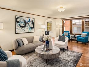 124 Warren Avenue N 302, Seattle WA 98109