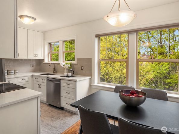 124 Warren Avenue N 302, Seattle WA 98109