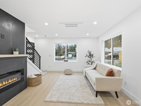 14323 Wayne Place N, Seattle WA 98133