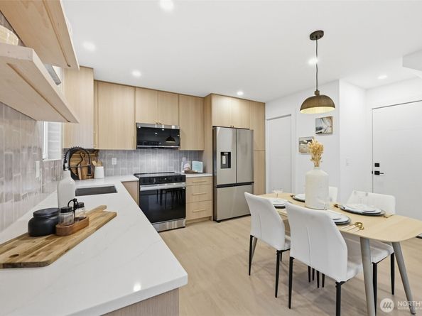 14323 Wayne Place N, Seattle WA 98133