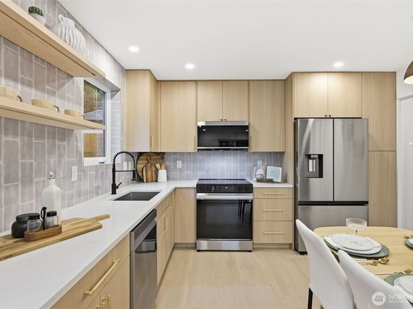 14323 Wayne Place N, Seattle WA 98133