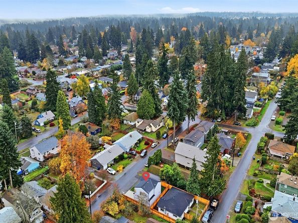 14323 Wayne Place N, Seattle WA 98133