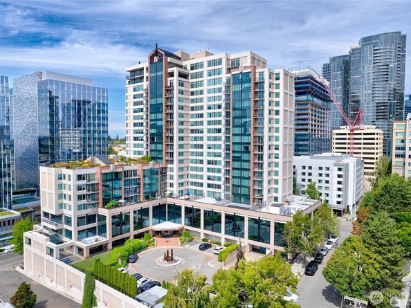 177 107th Avenue NE 1702, Bellevue WA 98004