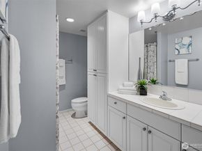 177 107th Avenue NE 1702, Bellevue WA 98004