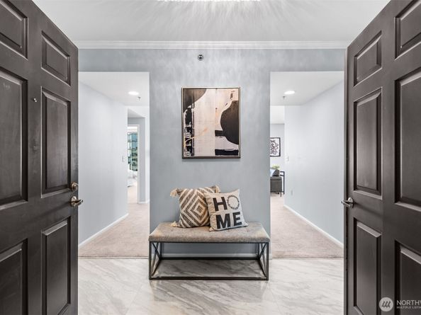 177 107th Avenue NE 1702, Bellevue WA 98004