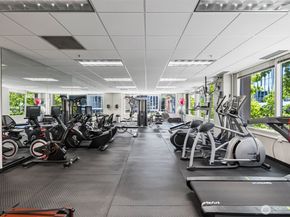 177 107th Avenue NE 1702, Bellevue WA 98004