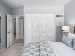 177 107th Avenue NE 1702, Bellevue WA 98004