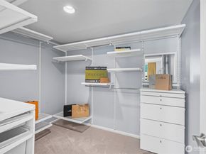 177 107th Avenue NE 1702, Bellevue WA 98004