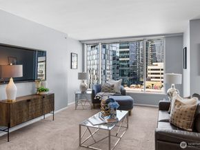 177 107th Avenue NE 1702, Bellevue WA 98004