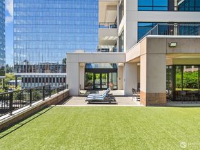 177 107th Avenue NE 1702, Bellevue WA 98004