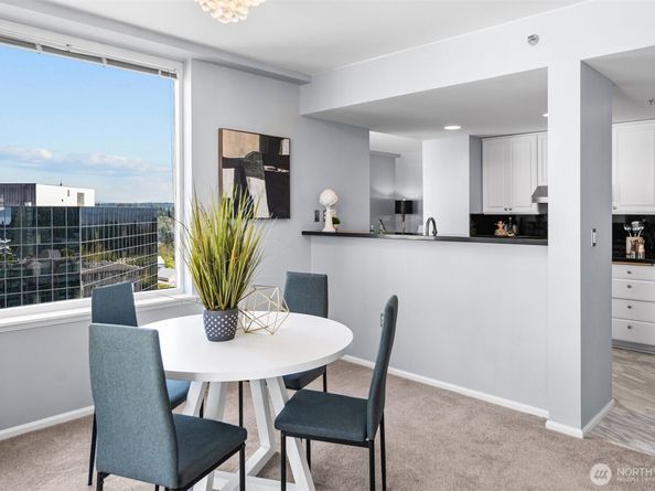 177 107th Avenue NE 1702, Bellevue WA 98004