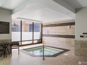 177 107th Avenue NE 1702, Bellevue WA 98004