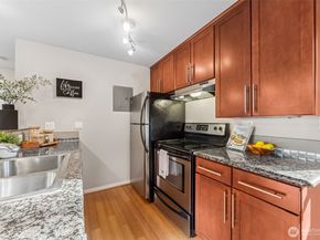 5220 42nd Avenue S 110, Seattle WA 98118