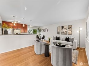 5220 42nd Avenue S 110, Seattle WA 98118