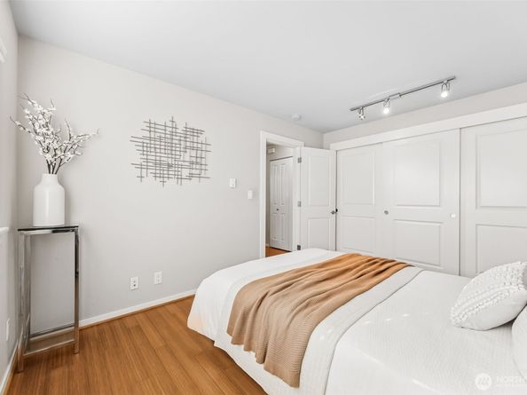 5220 42nd Avenue S 110, Seattle WA 98118