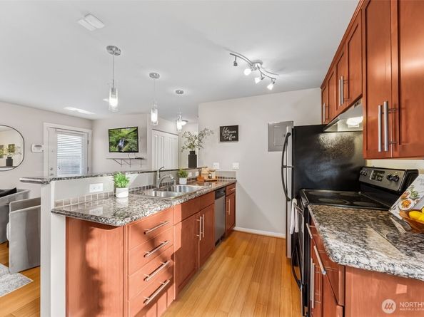 5220 42nd Avenue S 110, Seattle WA 98118