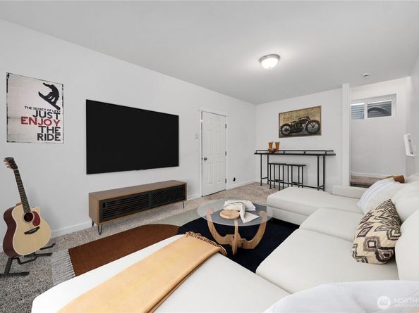 19463 Scoter Lane NE, Poulsbo WA 98370