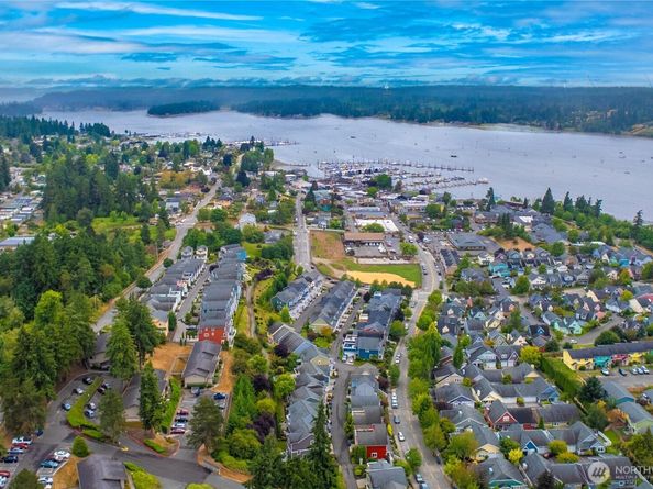 19463 Scoter Lane NE, Poulsbo WA 98370