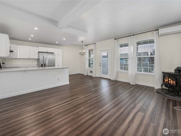 19463 Scoter Lane NE, Poulsbo WA 98370