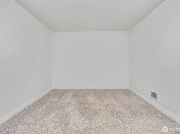 19463 Scoter Lane NE, Poulsbo WA 98370