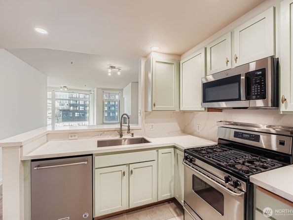 2607 Western Avenue 612, Seattle WA 98121