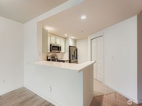 2607 Western Avenue 612, Seattle WA 98121