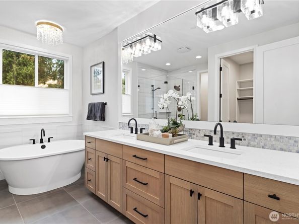 11218 NE 67th Street, Kirkland WA 98033