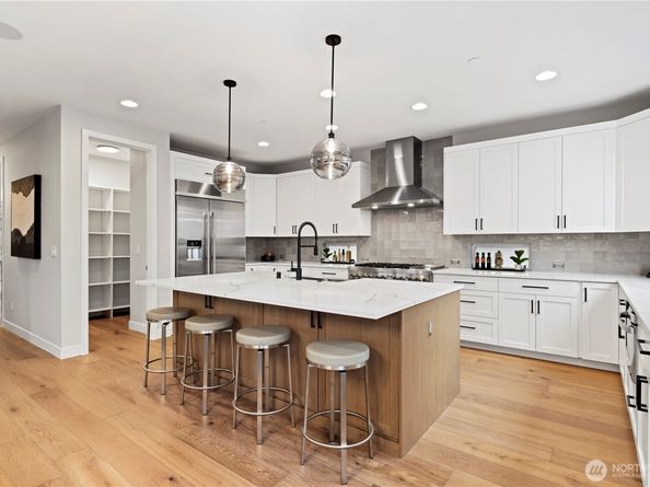 11218 NE 67th Street, Kirkland WA 98033