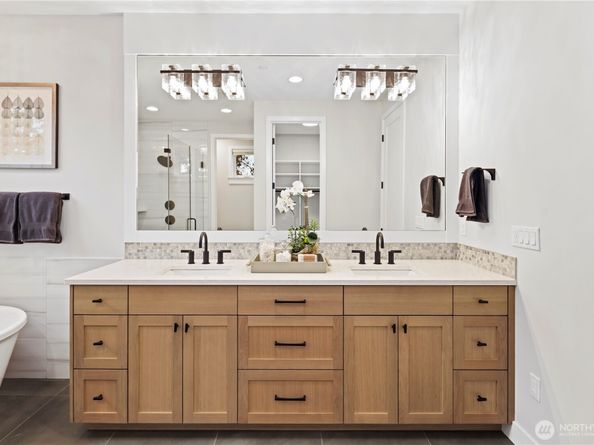 11218 NE 67th Street, Kirkland WA 98033