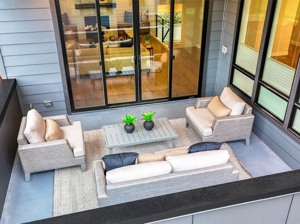 11218 NE 67th Street, Kirkland WA 98033