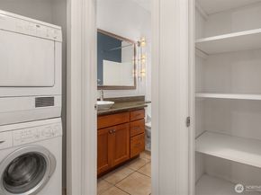 130 105th Avenue SE C314, Bellevue WA 98004