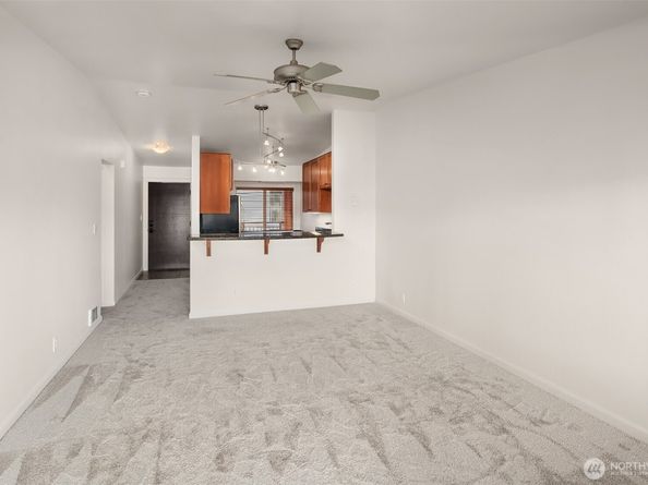 130 105th Avenue SE C314, Bellevue WA 98004