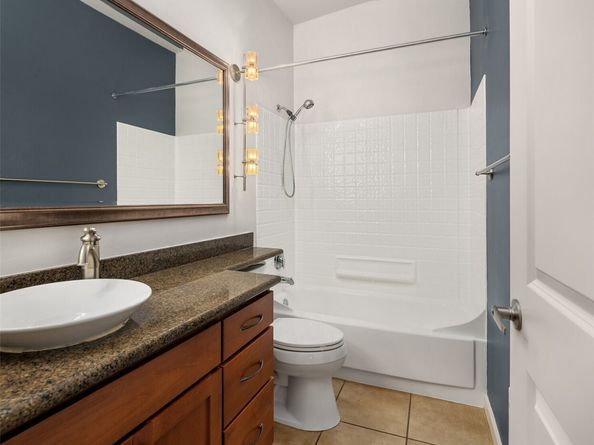 130 105th Avenue SE C314, Bellevue WA 98004