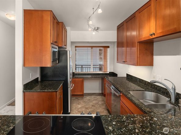 130 105th Avenue SE C314, Bellevue WA 98004