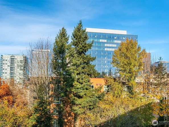 130 105th Avenue SE C314, Bellevue WA 98004