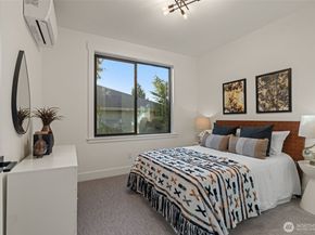 8009 131st Place NE, Kirkland WA 98033