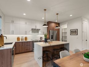 8009 131st Place NE, Kirkland WA 98033