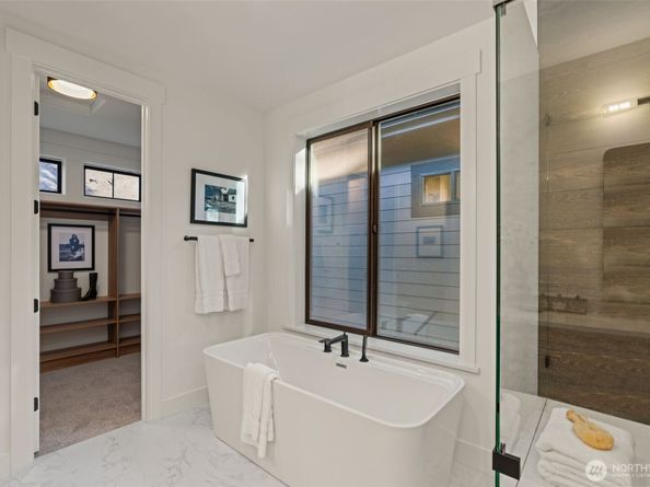 8009 131st Place NE, Kirkland WA 98033