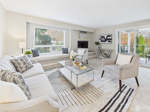 7579 Old Redmond Road 14, Redmond WA 98052