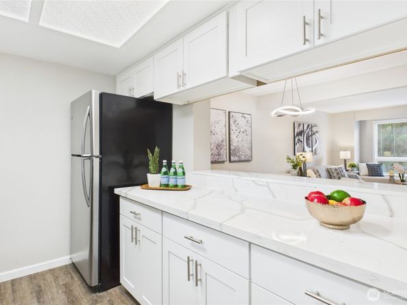 7579 Old Redmond Road 14, Redmond WA 98052