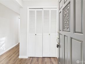 7579 Old Redmond Road 14, Redmond WA 98052