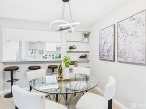 7579 Old Redmond Road 14, Redmond WA 98052