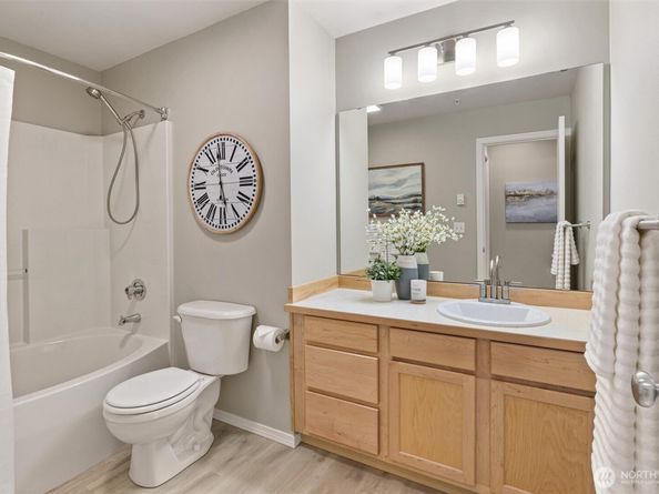 14200 69th Drive SE F4, Snohomish WA 98296