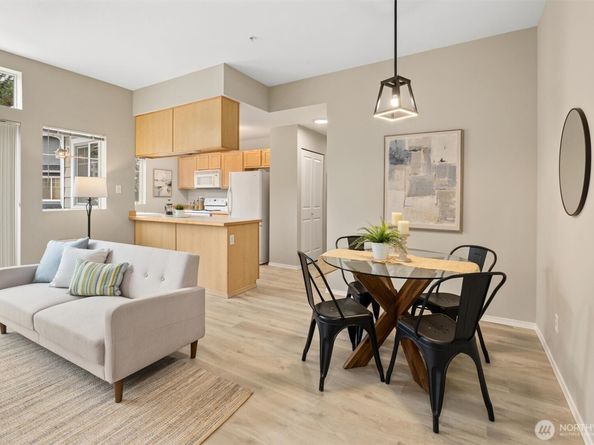 14200 69th Drive SE F4, Snohomish WA 98296