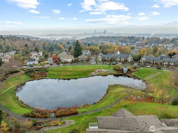 2840 SW Raymond Street 203, Seattle WA 98126