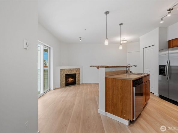 2840 SW Raymond Street 203, Seattle WA 98126